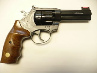 Flobertka Alfa 641 6mm/černá-dřevo/stavitelné hledí/4" - světlovodná muška