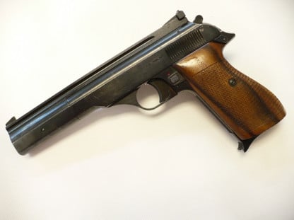 Samonabíjecí pistole Bernardelli 69, r.: .22LR, levé držení - použitá